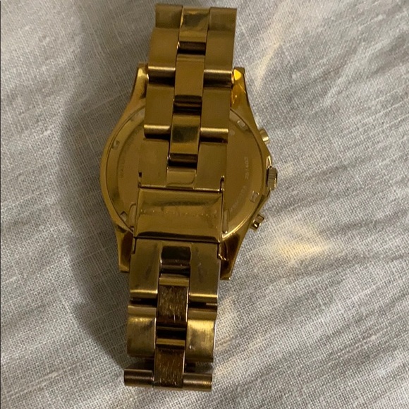 Watch - Picture 4 of 6